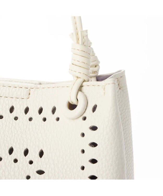 UNBILLION kakatoo パンチングスクエアトート アイボリー