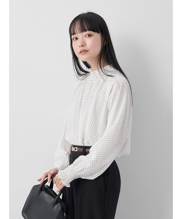 earth music&ecology シャーリングネックブラウス Dot