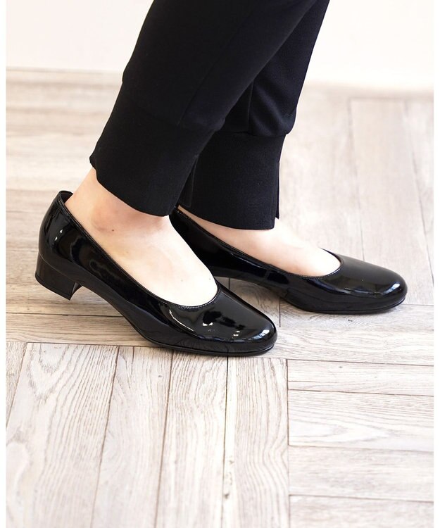 Pointer 日本製 美脚ラウンドトゥパンプス ブラック(エナメル)