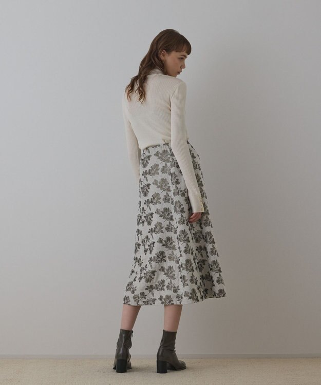 GRACE CONTINENTAL ラメフラワージャガードフレアスカート キナリ