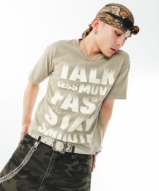 WEGO 【ユニセックス着用ITEM/MLサイズ展開】クロップドグラフィックT（SS） ベージュ