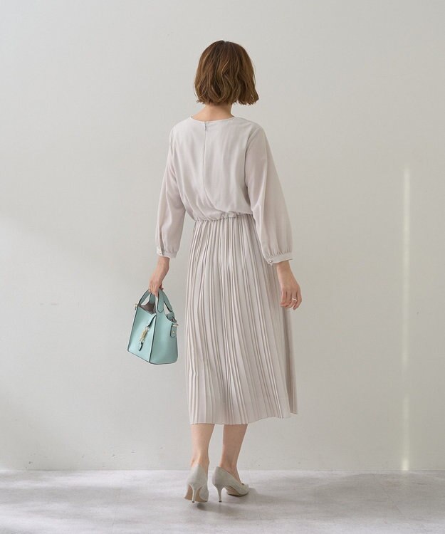 YECCA VECCA ジョーゼットプリーツワンピース Light Gray