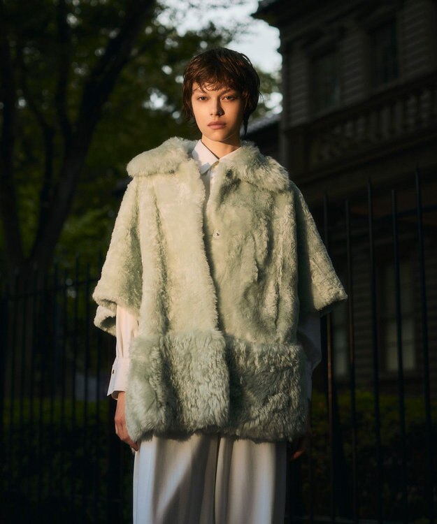 GRACE CONTINENTAL ムートンポンチョコート ライトグリーン