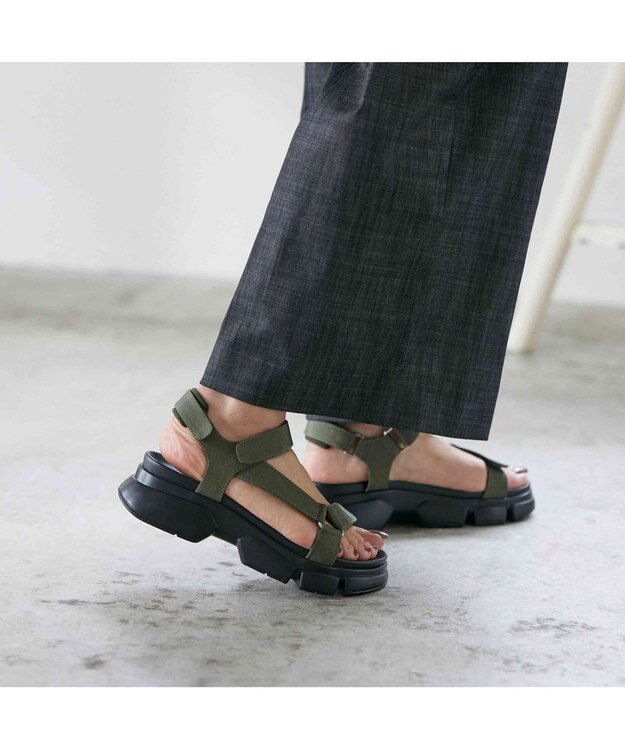 ing <ing>ボリュームソールスポーツサンダル カーキ