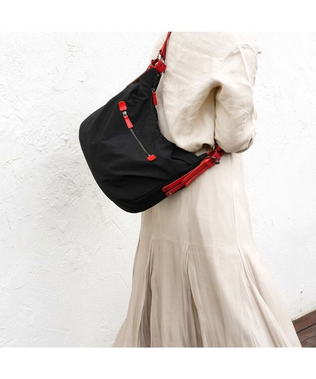 Regalo Felice 【A4サイズ対応 / たっぷり大容量】ショルダー中 / REGALO BK(ブラック）