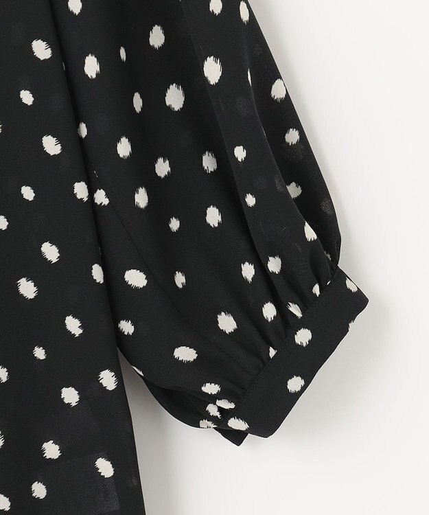 自由区 【セットアップ可】ドットプリント スキッパーブラウス ブラック系5