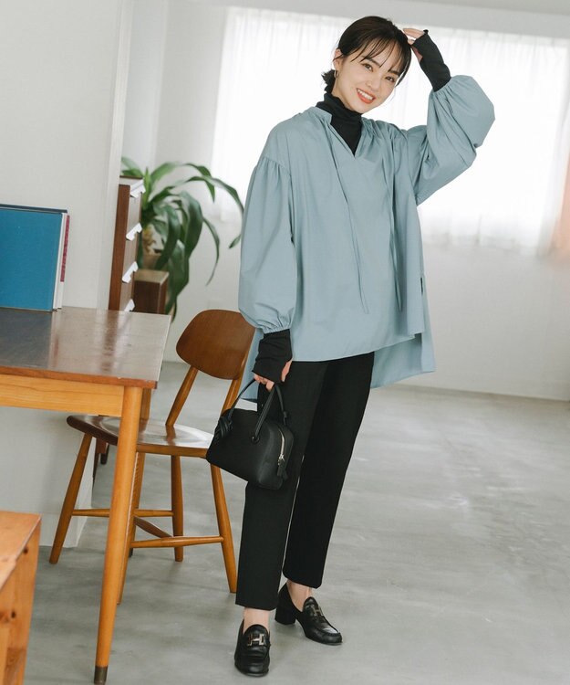 #Newans 【ANSWER for 男の子ママ】スリットネックパフスリーブブラウス ブルーグレー系