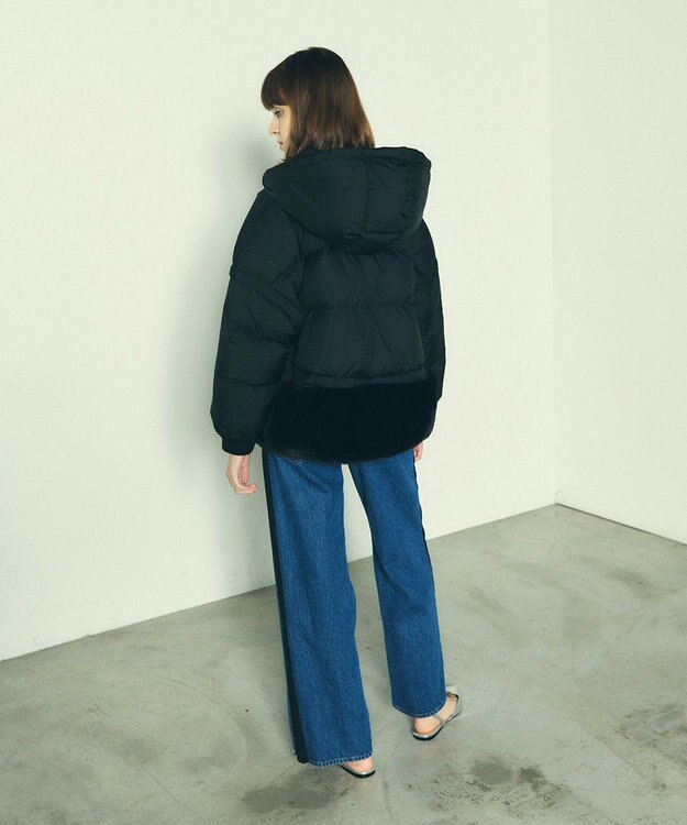 GRACE CONTINENTAL ヘムファーショートダウンジャケット ブラック