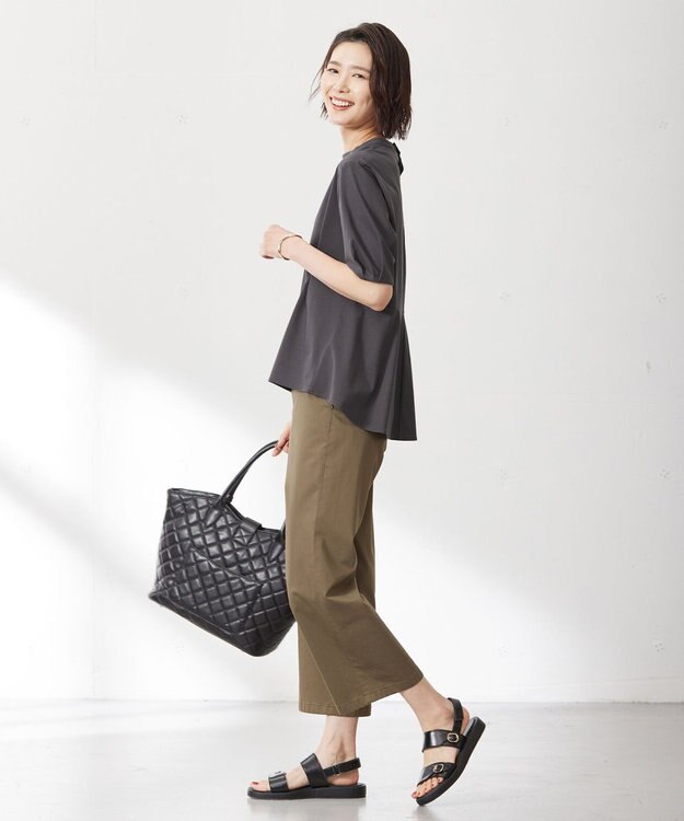 J.PRESS LADIES 【A4サイズ収納可】キルティング トートバッグ ブラック系