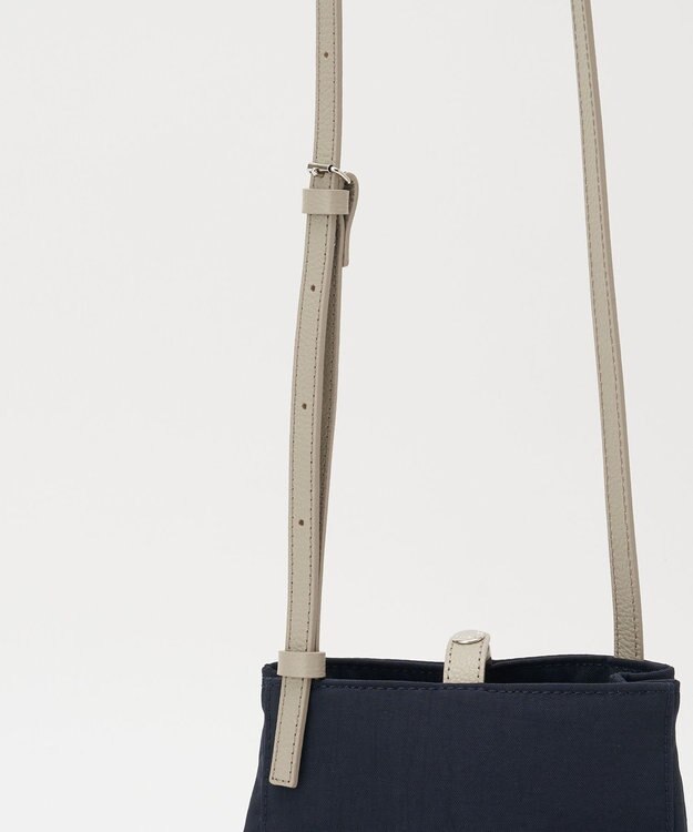 russet ナイロンミニショルダーバッグ(Z-235) Navy