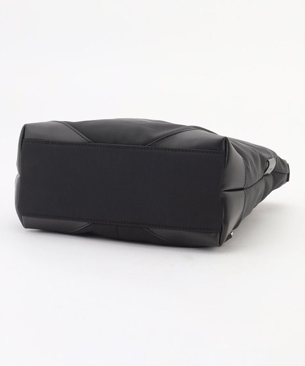 Y'SACCS アシメファスナーポケットリュック ブラック