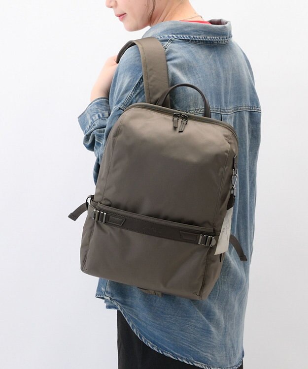 ACE BAGS & LUGGAGE W&.Day/Night リッカ2 スクエアリュック A4サイズ 14.0インチPC収納 19152 ダブルアンドデイナイト アッシュブラウン