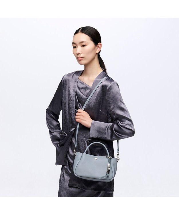 TOPKAPI 【Breath TOPKAPI】【新色追加】シュリンクレザー ショルダー付き ミニ トートバッグ / チャーム付き S ブルーグレー