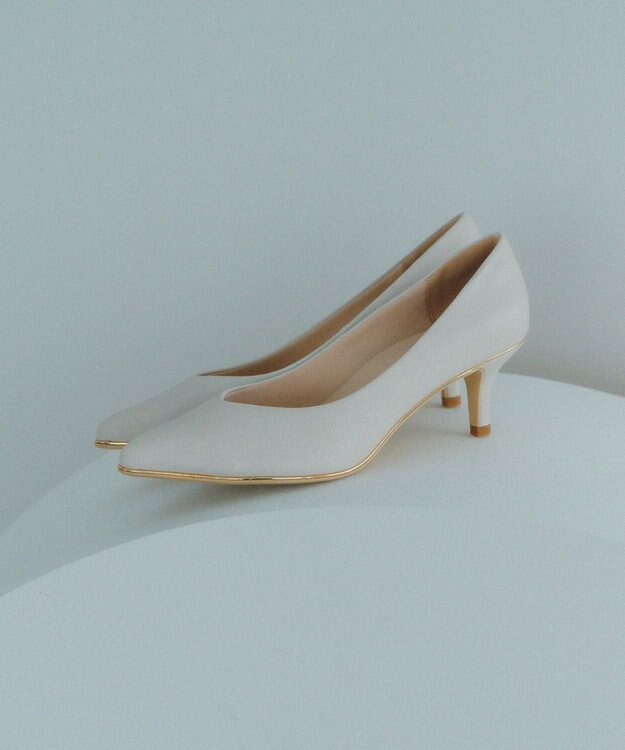 YECCA VECCA メタルラインパンプス Ivory