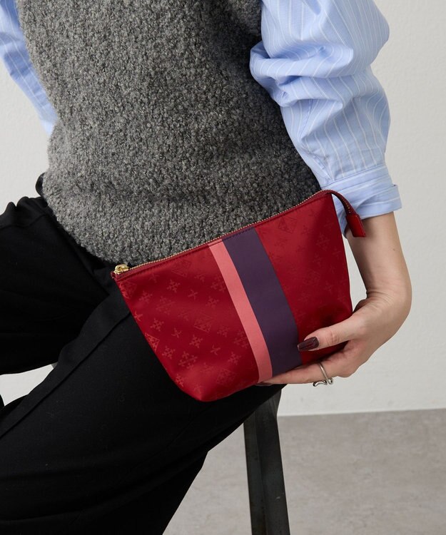 russet ラインプリントポーチ M(Z-226) Red