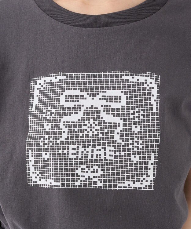 earth music&ecology アソートロマンティックグラフィックＴ Dark Gray