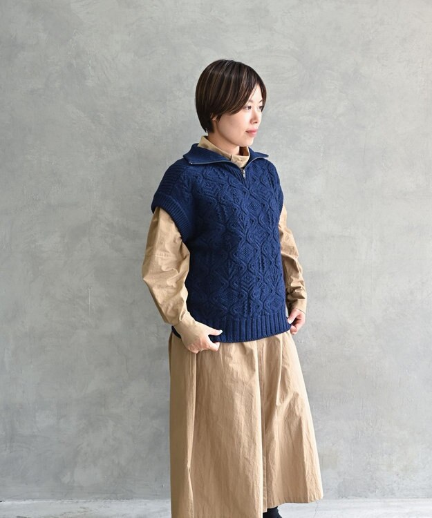 muuc 5種類の模様編み  パッチワーク柄ケーブル模様編みベスト ネイビー