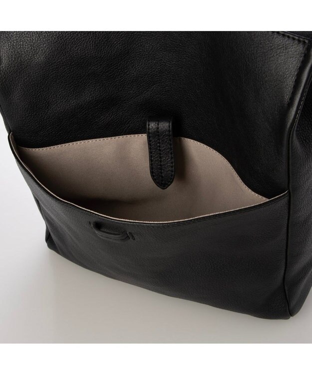 UNBILLION アトランタ ATLANTA / 牛革スクエアリュック ブラック