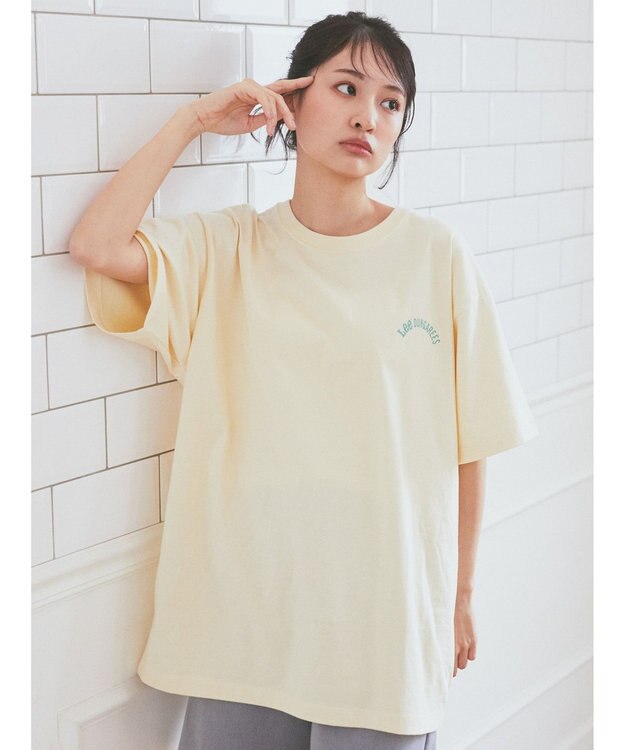 earth music&ecology Ｌｅｅ×ｅ．ｍ．ａ．ｅ　ＢＵＬＬＤＯＧ　ＰＲＩＮＴ　ＴＥＥ Cream
