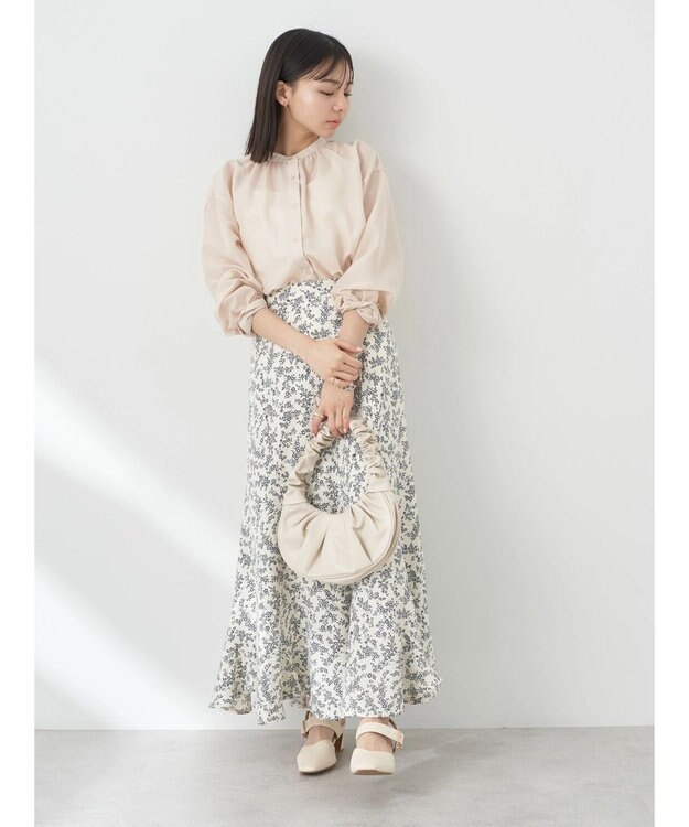 earth music&ecology シアーギャザーネックブラウス Beige