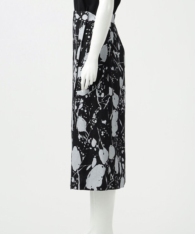 23区 【エステータ】ピグメントプリント スカート ブラックxホワイト