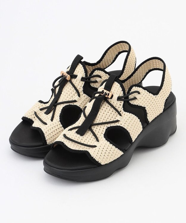 steppi 【一部店舗限定 / 洗える】厚底 スポーツサンダル ベージュ