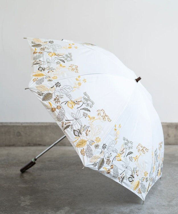 AND WOOL 〈一級遮光生地・晴雨兼用〉筆記帳刺繍の日傘 （長傘タイプ） ホワイト
