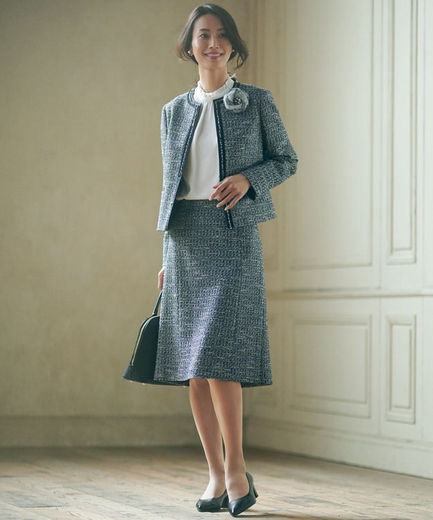 23区 シャイン ツイード コサージュ ブラック系2