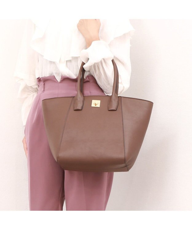 UNBILLION 【テレビ ドラマ着用アイテム】カシュカシュ cachecache / A4ヒネリ飾り金具2wayトートバッグ チョコ