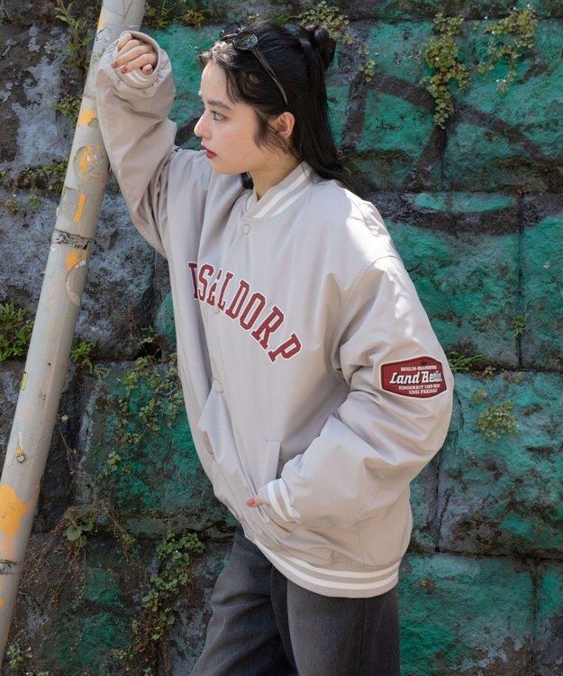 WEGO 【ユニセックス着用ITEM】グラフィックパファースタジャン グレー