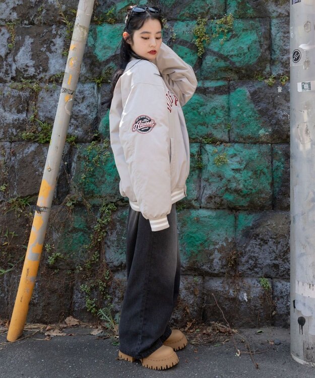 WEGO 【ユニセックス着用ITEM】グラフィックパファースタジャン グレー