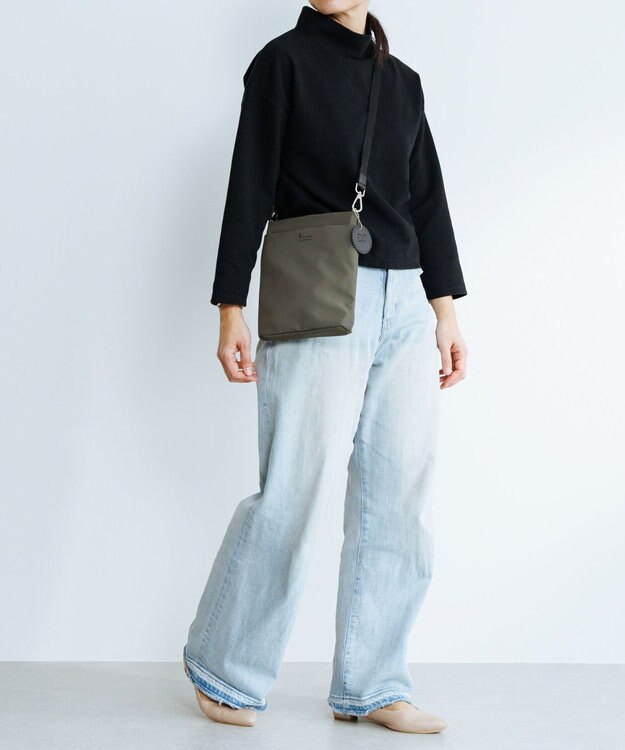 ACE BAGS & LUGGAGE Kanana project collection DYLサリール2 ミニショルダーバッグ 35956 カーキブラウン