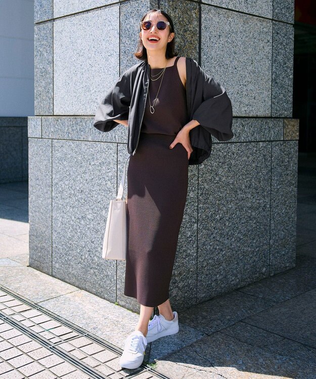 UNFILO スゴ機能美ニット スクエア キャミソール ブラウン