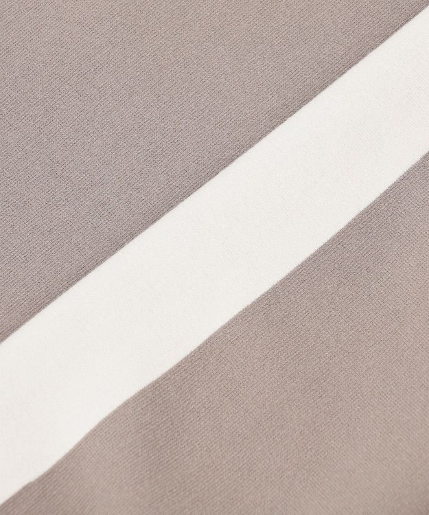 自由区 【WEB限定カラーあり】【セットアップ対応・洗える】レーヨンストレッチモックネック ニット Lモーブ×オフ