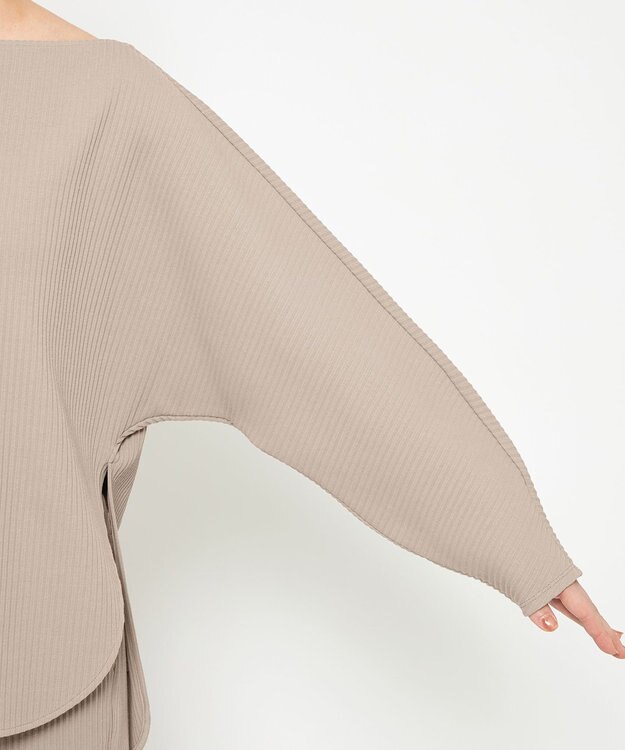 uncrave プリーツリブ ドルマンスリーブトップス グレージュ