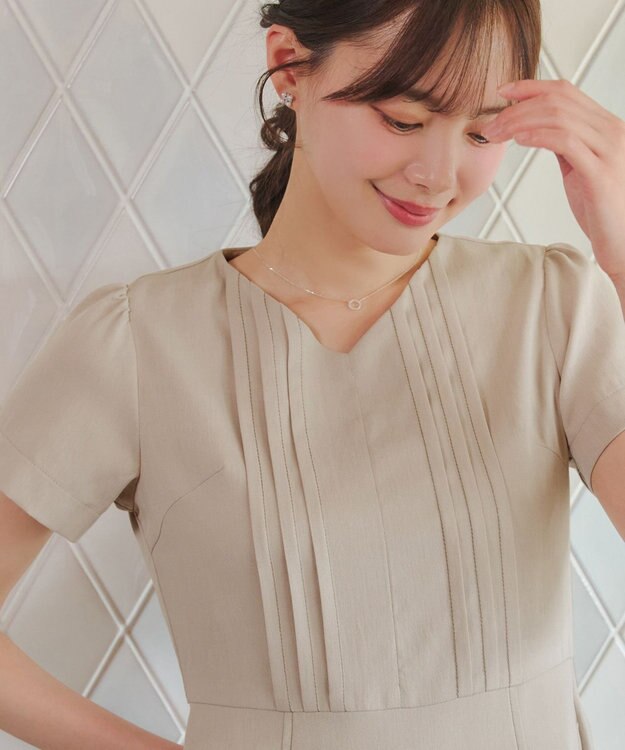 Tiaclasse L ピンタックステッチワンピース グレージュ