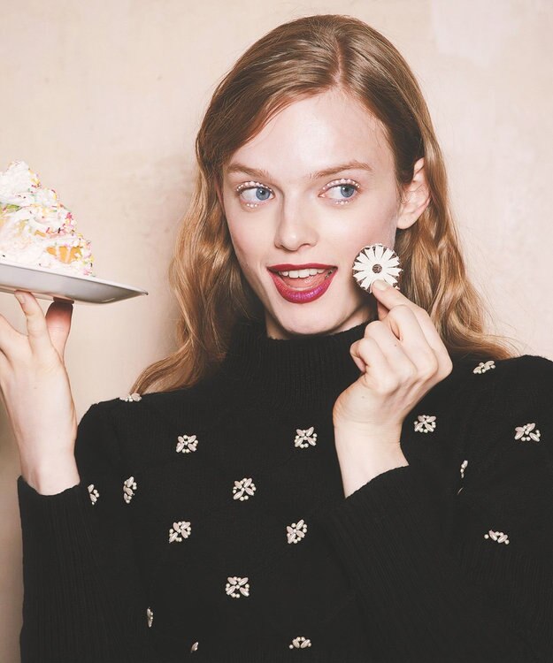 TOCCA 【洗える！】PEARL BOUQUET KNIT プルオーバー ブラック系