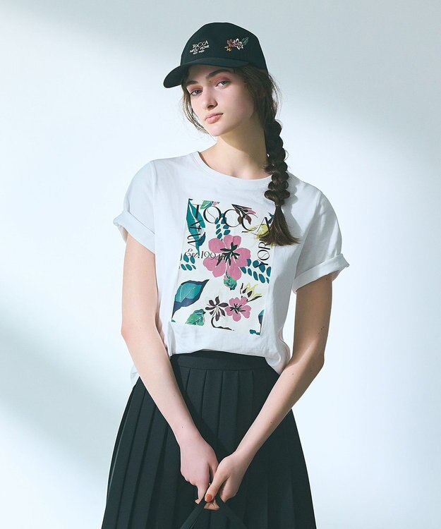 TOCCA 【接触冷感・UV90%以上カット・洗える】EXOTIC FLORAL Tシャツ ホワイト系