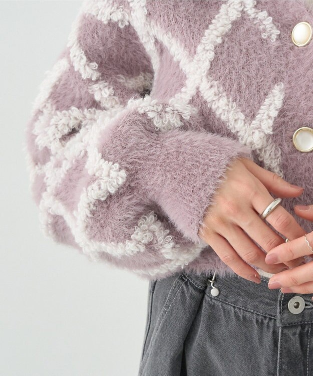 earth music&ecology シャギーダイヤ柄ショートニットカーディガン Pink