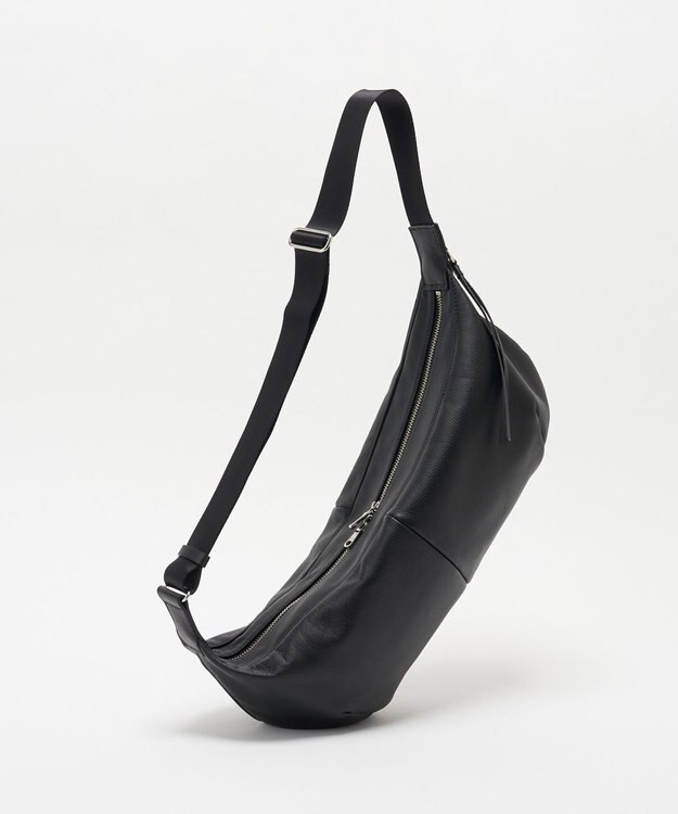 russet ソフトレザーバナナボディバッグ(CE-1695) Black