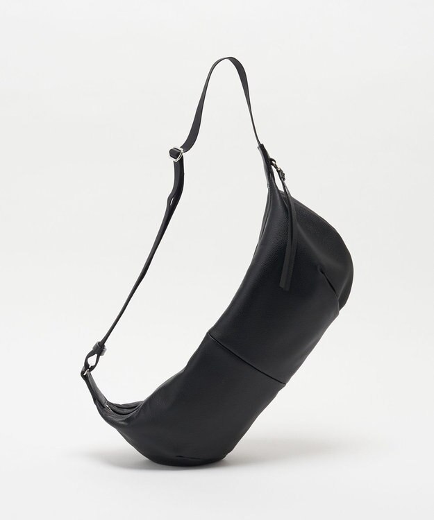 russet ソフトレザーバナナボディバッグ(CE-1695) Black