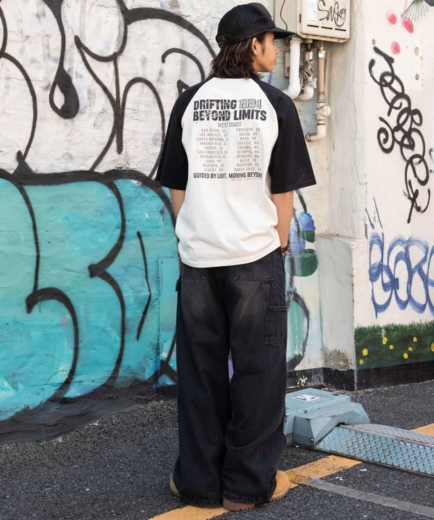 WEGO 【ユニセックス着用ITEM/MLサイズ展開】ヴィンテージライクラグラングラフィックT（SS） ブラックその他