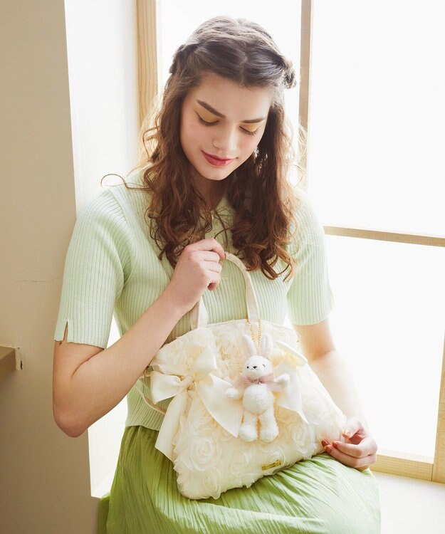 Maison de FLEUR ローズラビットチャーム Ivory
