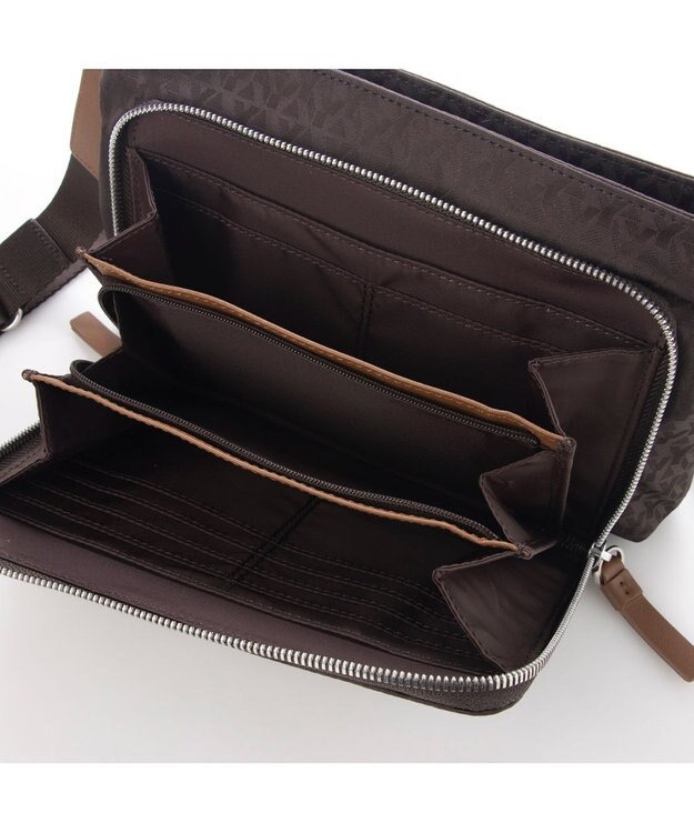 Y'SACCS モノグラムお財布ポシェット ブラウン