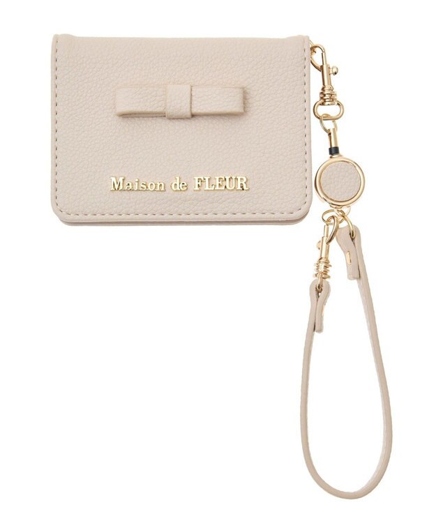Maison de FLEUR 二つ折りリールパスケース Pink Beige