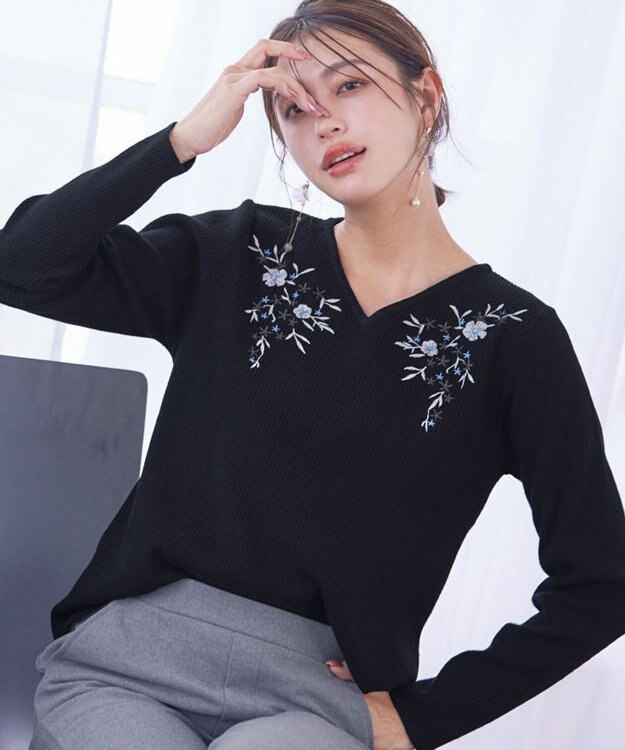 Tiaclasse 【洗える】刺繍リブニットトップス ブラック