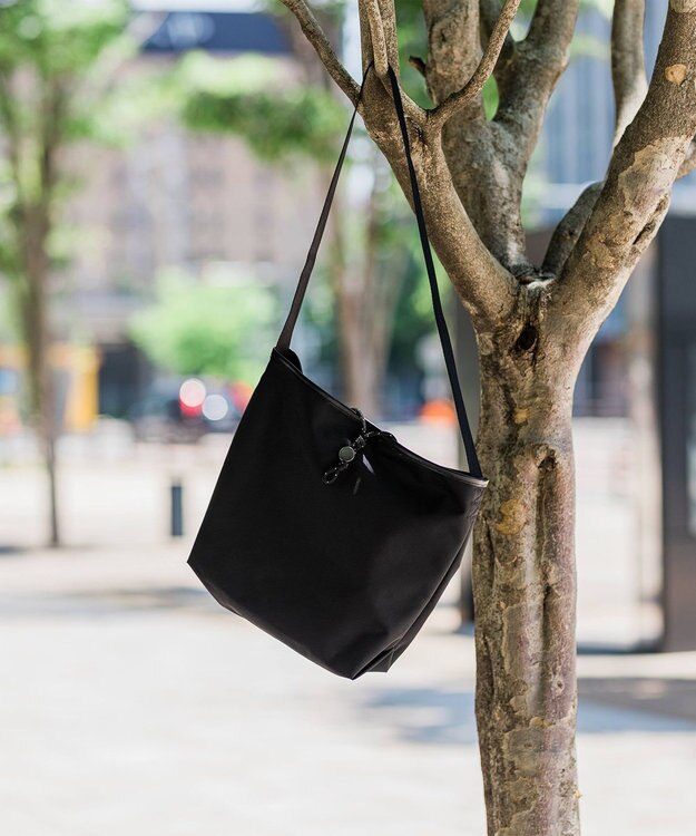 LIVERAL NAKI L ショルダーバッグ BLACK(ORIGINAL)