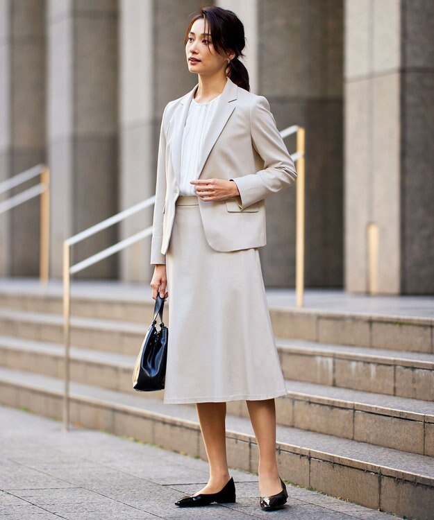 自由区 【好評につき追加生産/洗える】WASHABLEPONTE セミフレアスカート ライトグレー系