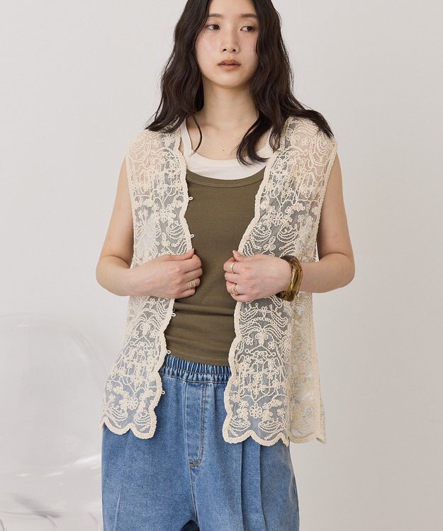 AMERICAN HOLIC チュールコード刺繍ベスト Ivory