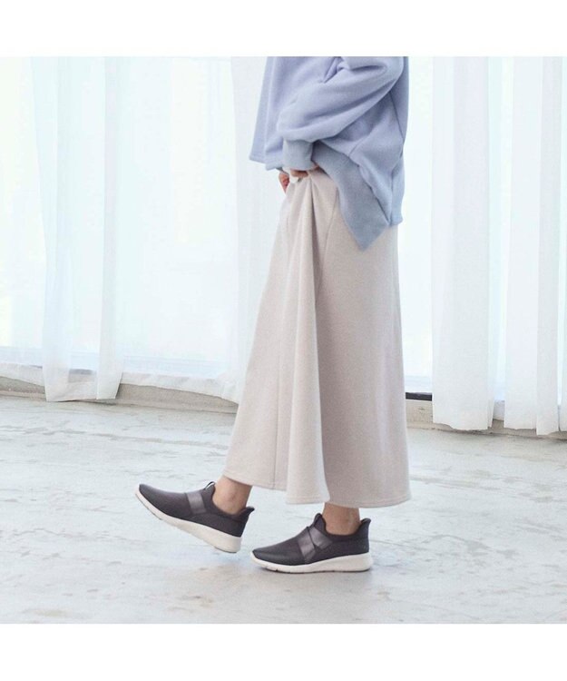 ing <ing>【レイン対応】スマートステップ イージーフィットスニーカー グレー